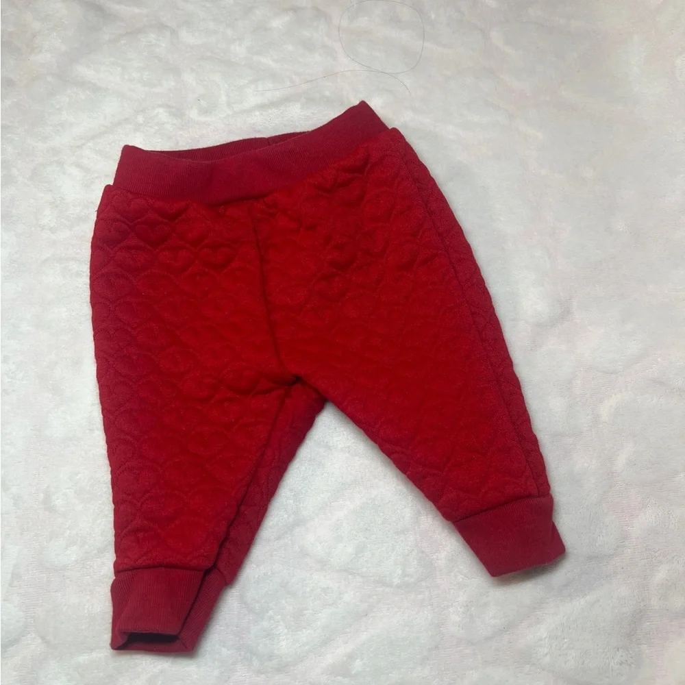 Cat & Jack 2 piece Newborn Warm red heart set